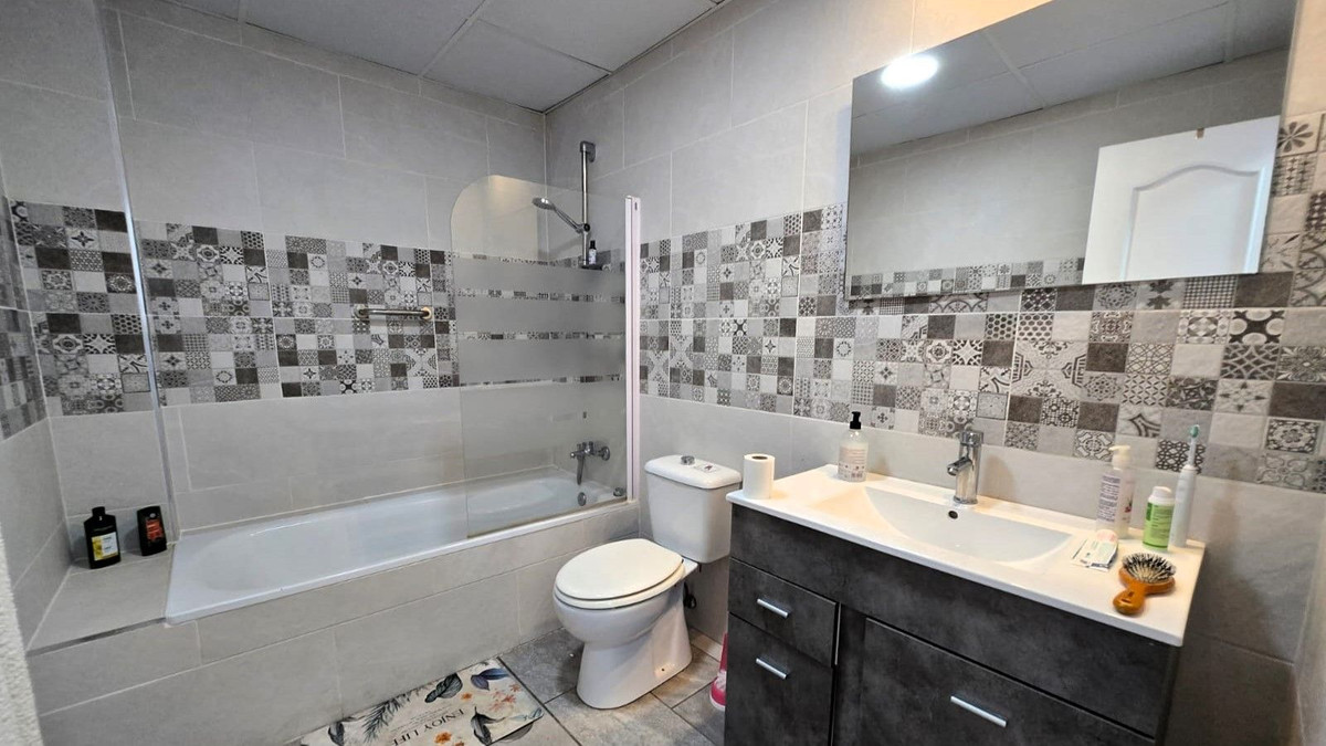 e9eb72253642bfba3ed366c7c6d763ab - 11