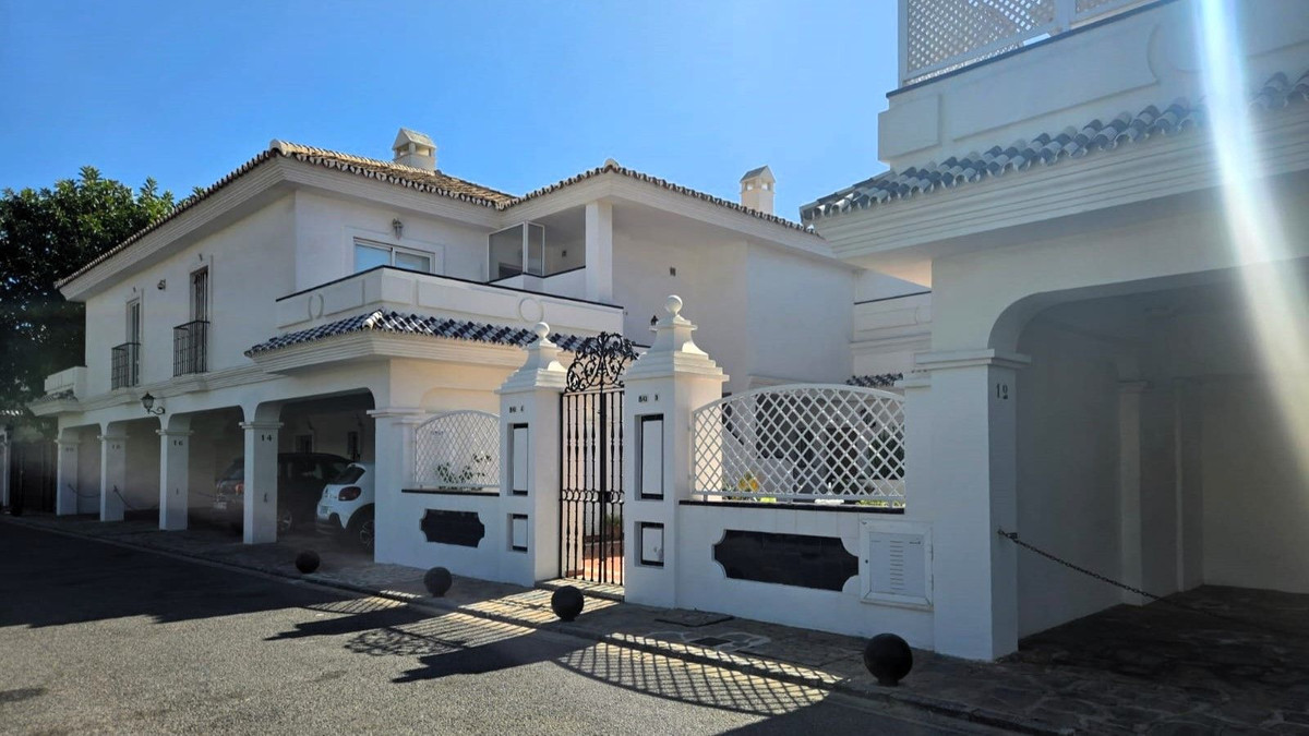 e9eb72253642bfba3ed366c7c6d763ab - 14