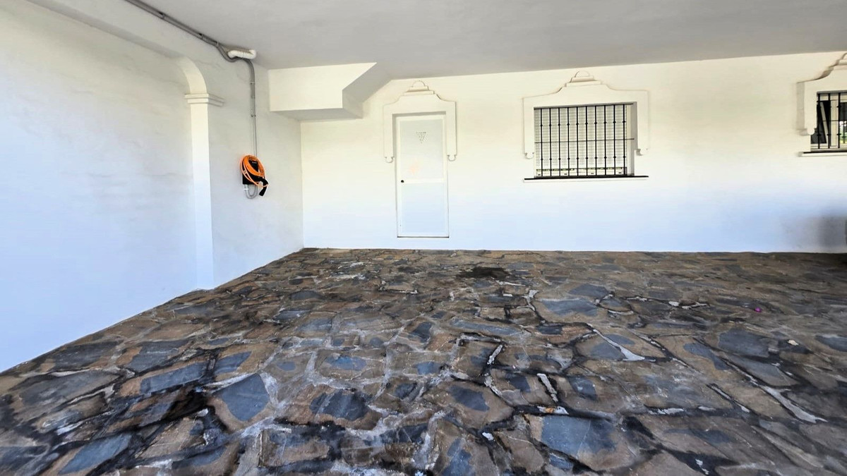 e9eb72253642bfba3ed366c7c6d763ab - 15