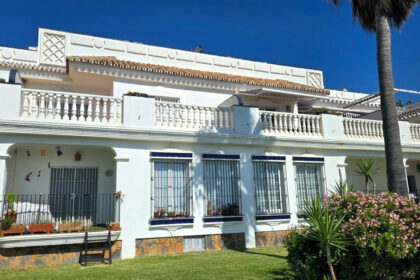 e9eb72253642bfba3ed366c7c6d763ab - 17