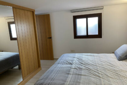 e9f7ae10ed3a2dec2d3580aec14e20c1 - 13