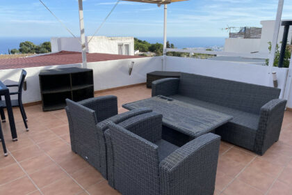 e9f7ae10ed3a2dec2d3580aec14e20c1 - 18