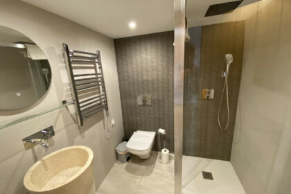 e9f7ae10ed3a2dec2d3580aec14e20c1 - 9