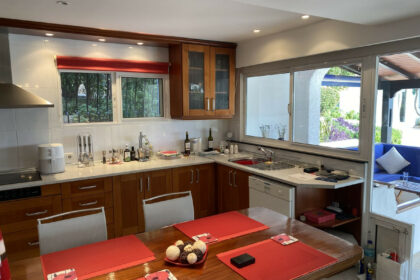 ea37882f18f98fb969299c99ea21c8a4 - 13