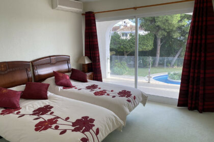 ea37882f18f98fb969299c99ea21c8a4 - 20