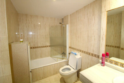 ea4d15a546b17579c0020a5708b27c2f - 18