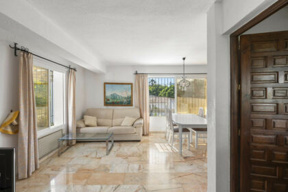 ea81e13c68ae7ca4510a2e074bd9517b - 3