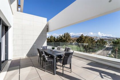 ead86ce7574e9cd52be01b5d806502db - 22