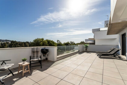 ead86ce7574e9cd52be01b5d806502db - 23