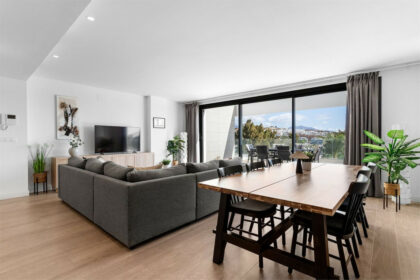 ead86ce7574e9cd52be01b5d806502db - 3