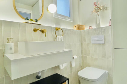 eafb435fb005abf80dec8a3b8c6aa99b - 10