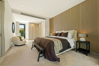 eb07a23a091f0533712c0910c98c316e - 11