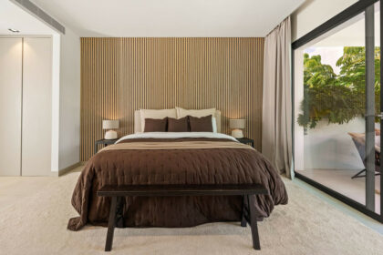 eb07a23a091f0533712c0910c98c316e - 15