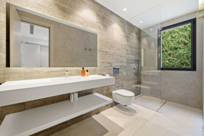 eb07a23a091f0533712c0910c98c316e - 52