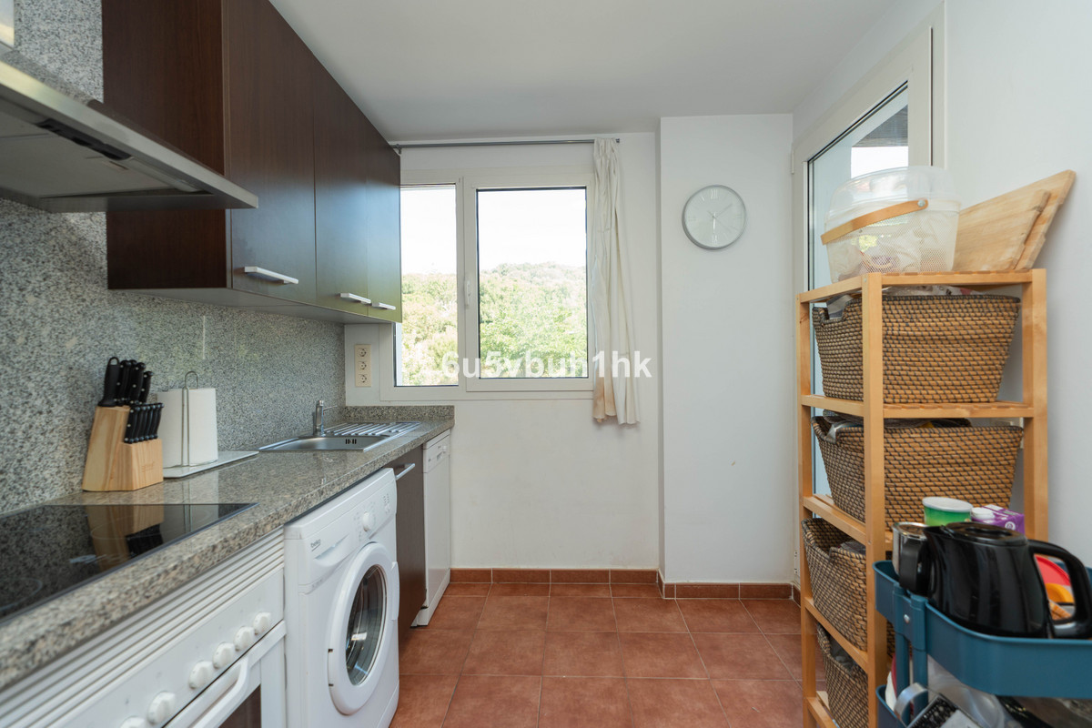 eb460c9aee11fc7e5cc4aea895bcdc36 - 14