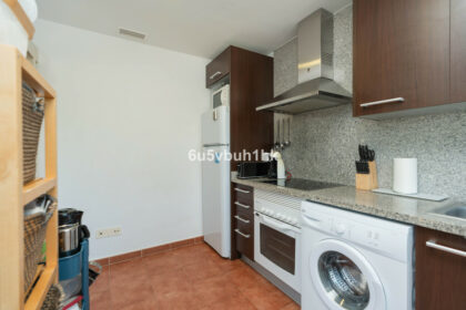 eb460c9aee11fc7e5cc4aea895bcdc36 - 16