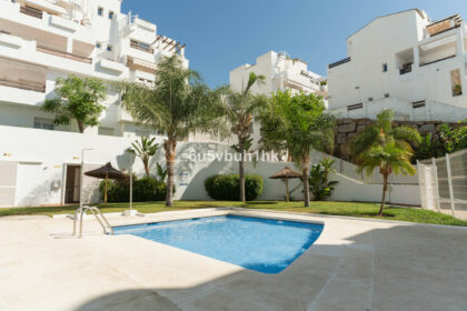 eb460c9aee11fc7e5cc4aea895bcdc36 - 24