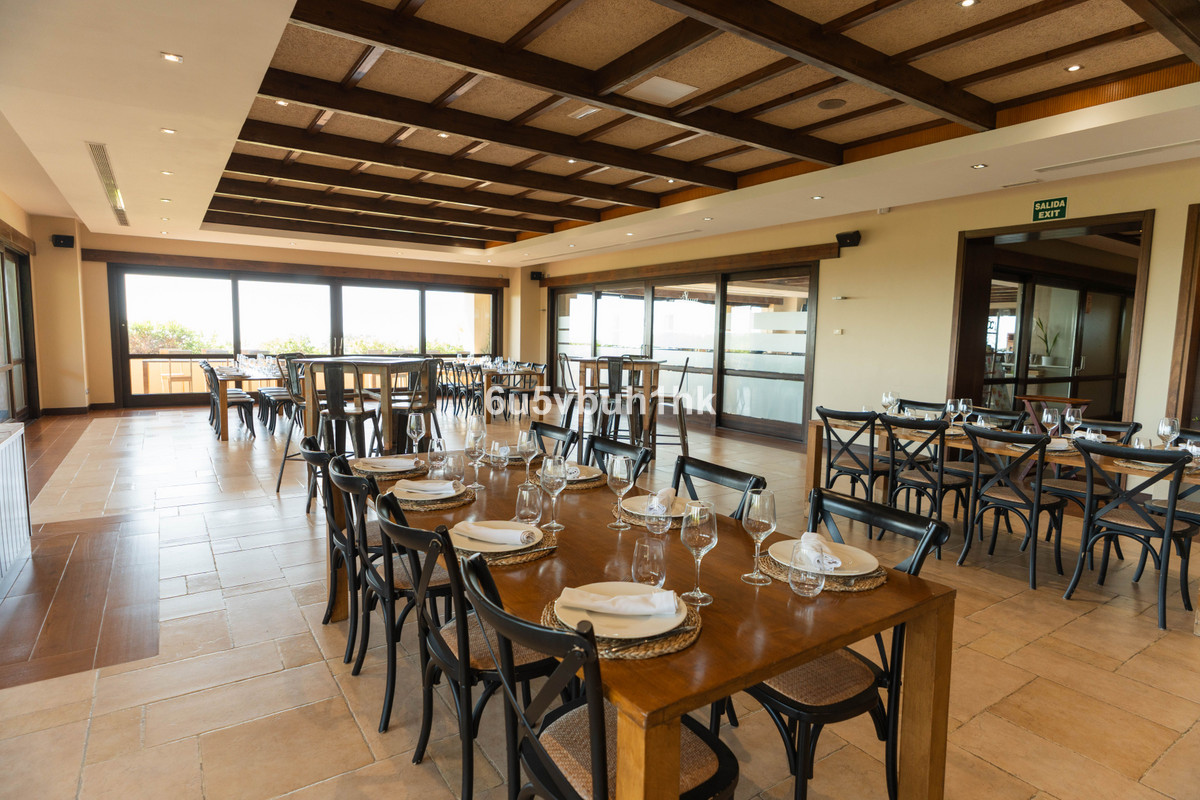 eb460c9aee11fc7e5cc4aea895bcdc36 - 27