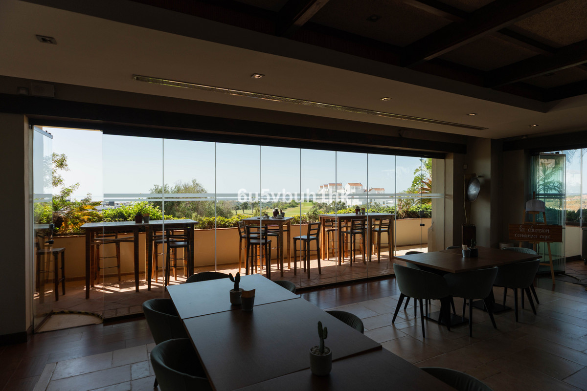 eb460c9aee11fc7e5cc4aea895bcdc36 - 28