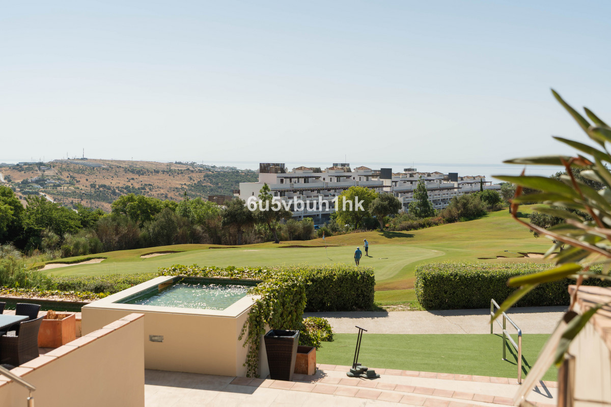 eb460c9aee11fc7e5cc4aea895bcdc36 - 32