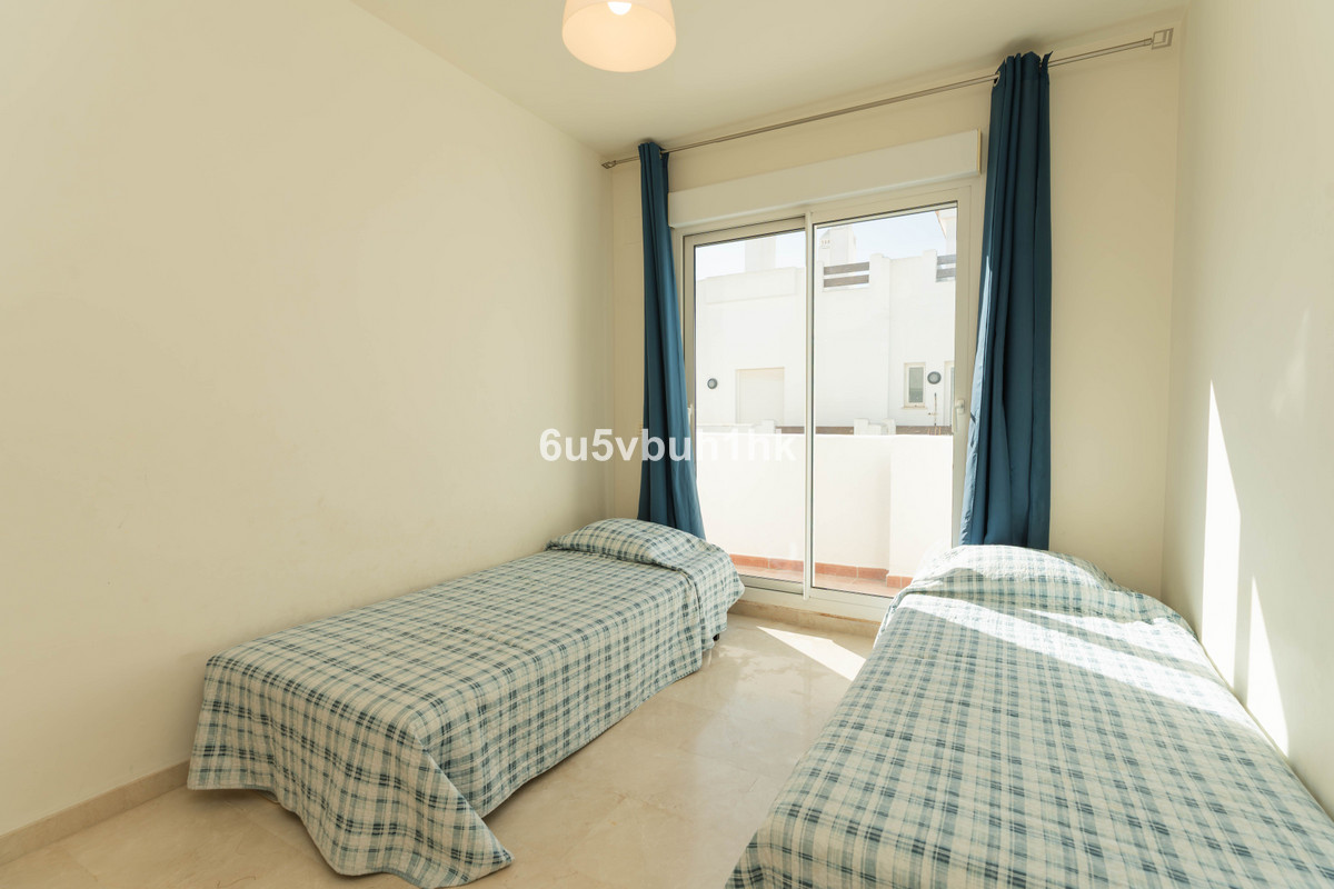 eb460c9aee11fc7e5cc4aea895bcdc36 - 7