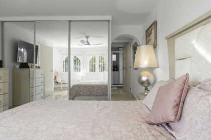 eb50796200d490128f211786ebb6c40b - 25