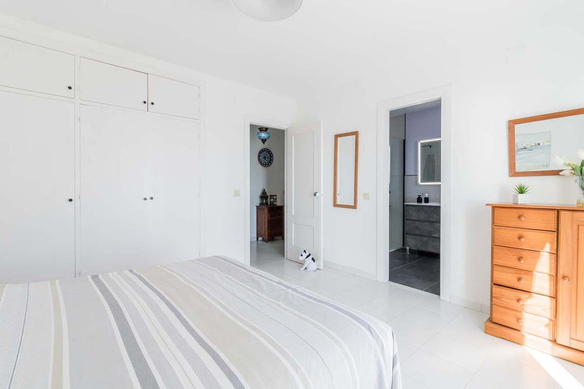 eb7e42c5eee601c3596dd03e83aec1e4 - 11