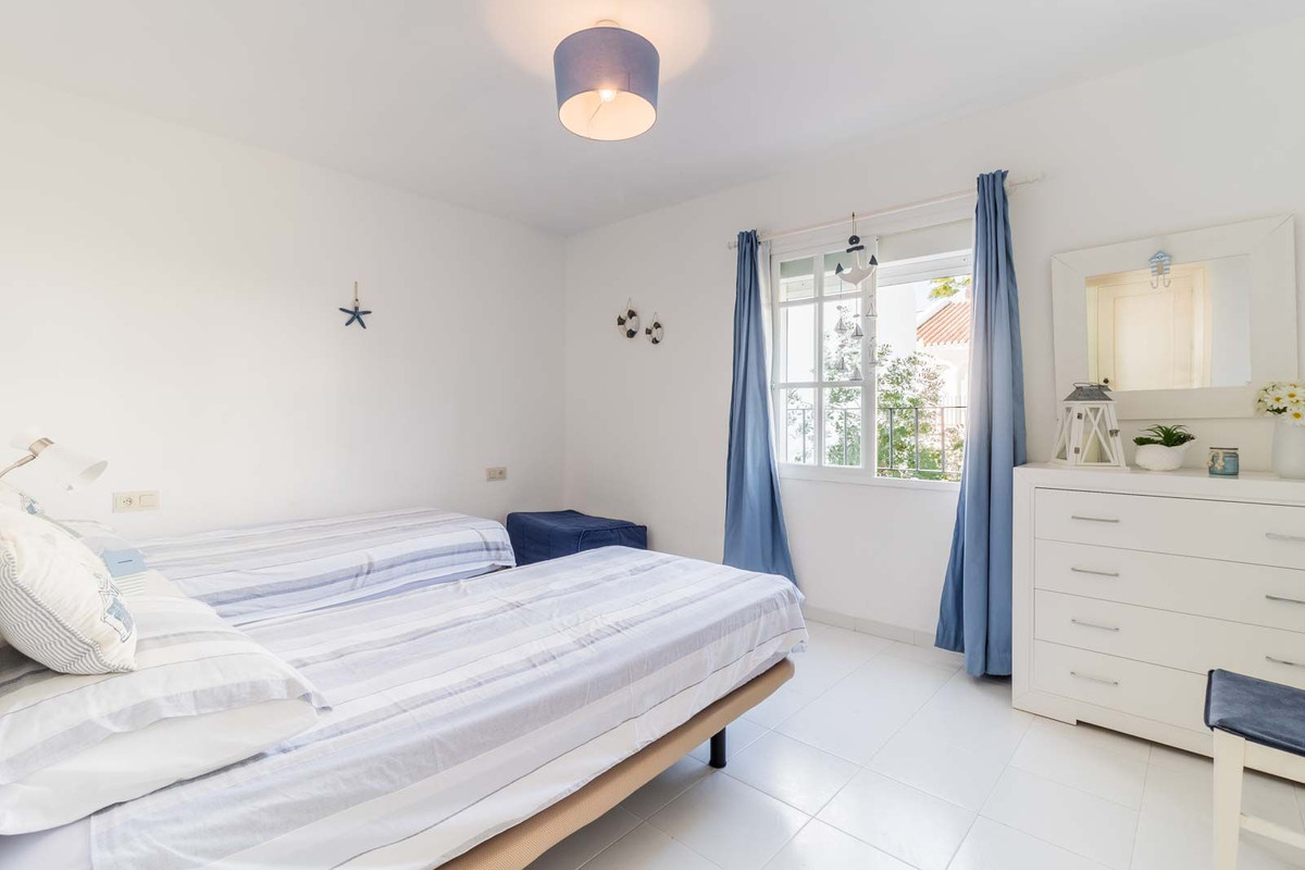 eb7e42c5eee601c3596dd03e83aec1e4 - 16