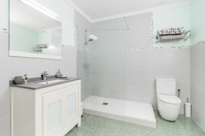 eb7e42c5eee601c3596dd03e83aec1e4 - 17