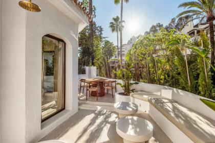 eba8cb36b91d213b08b1a3cd31d8793b - 1