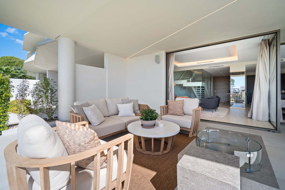 ebaaa2bf8d4f586af712f57a8ae4ded7 - 27