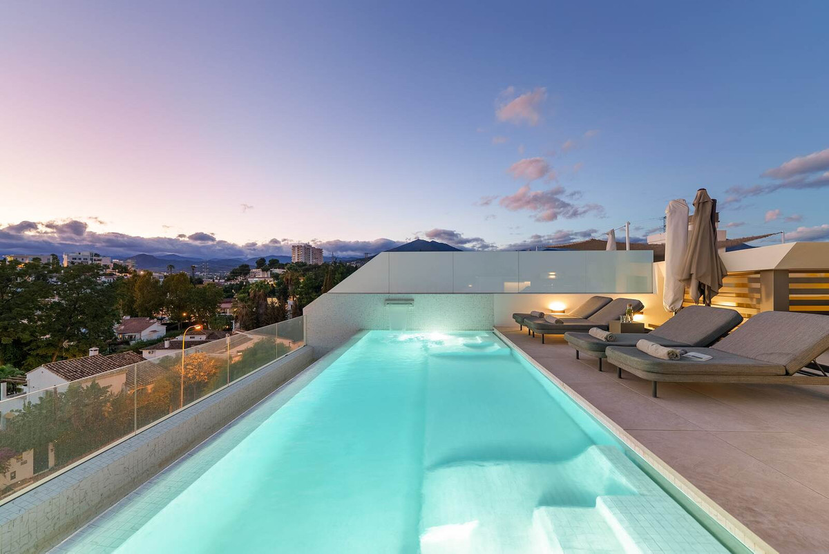 ebaaa2bf8d4f586af712f57a8ae4ded7 - 50