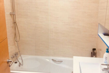 ebc837cb643b0d33af6e691b7f20ee8f - 12