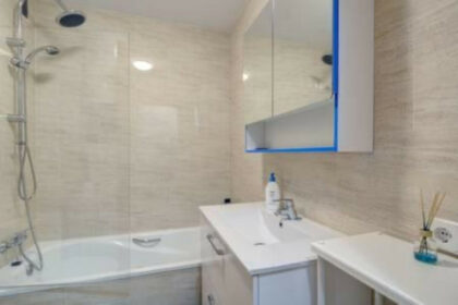 ebc837cb643b0d33af6e691b7f20ee8f - 20