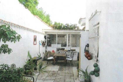 ebeda6d4117cb835600b1ae76a0933e8 - 39