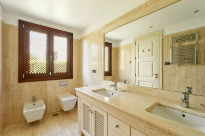 ebf979f6f5a1f87d574bc898fd84192a - 16