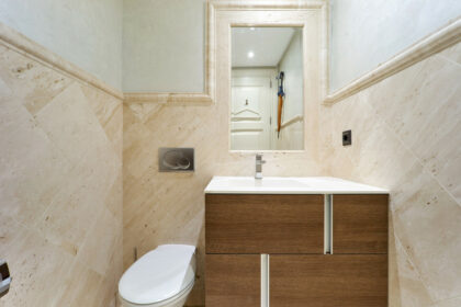 ebf979f6f5a1f87d574bc898fd84192a - 17