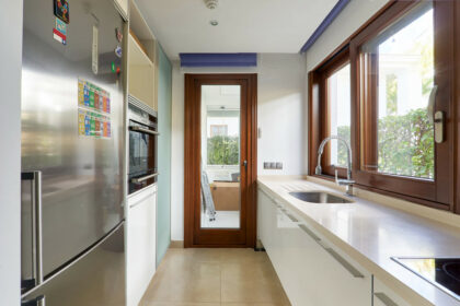 ebf979f6f5a1f87d574bc898fd84192a - 24