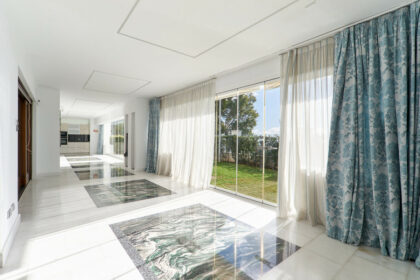 ebf979f6f5a1f87d574bc898fd84192a - 3