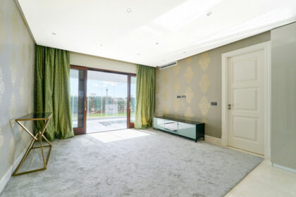 ebf979f6f5a1f87d574bc898fd84192a - 8