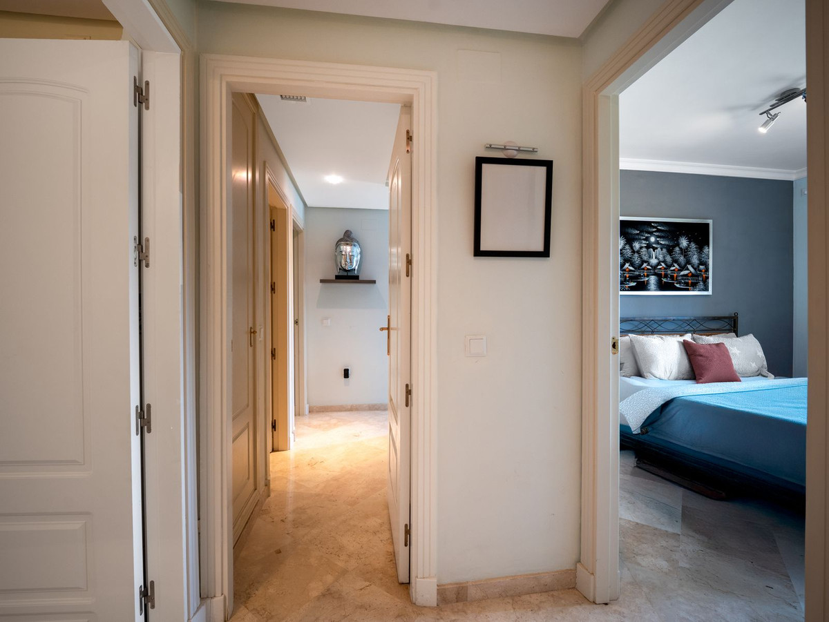 ec4c3d67075a421502100dc4094f6a29 - 19