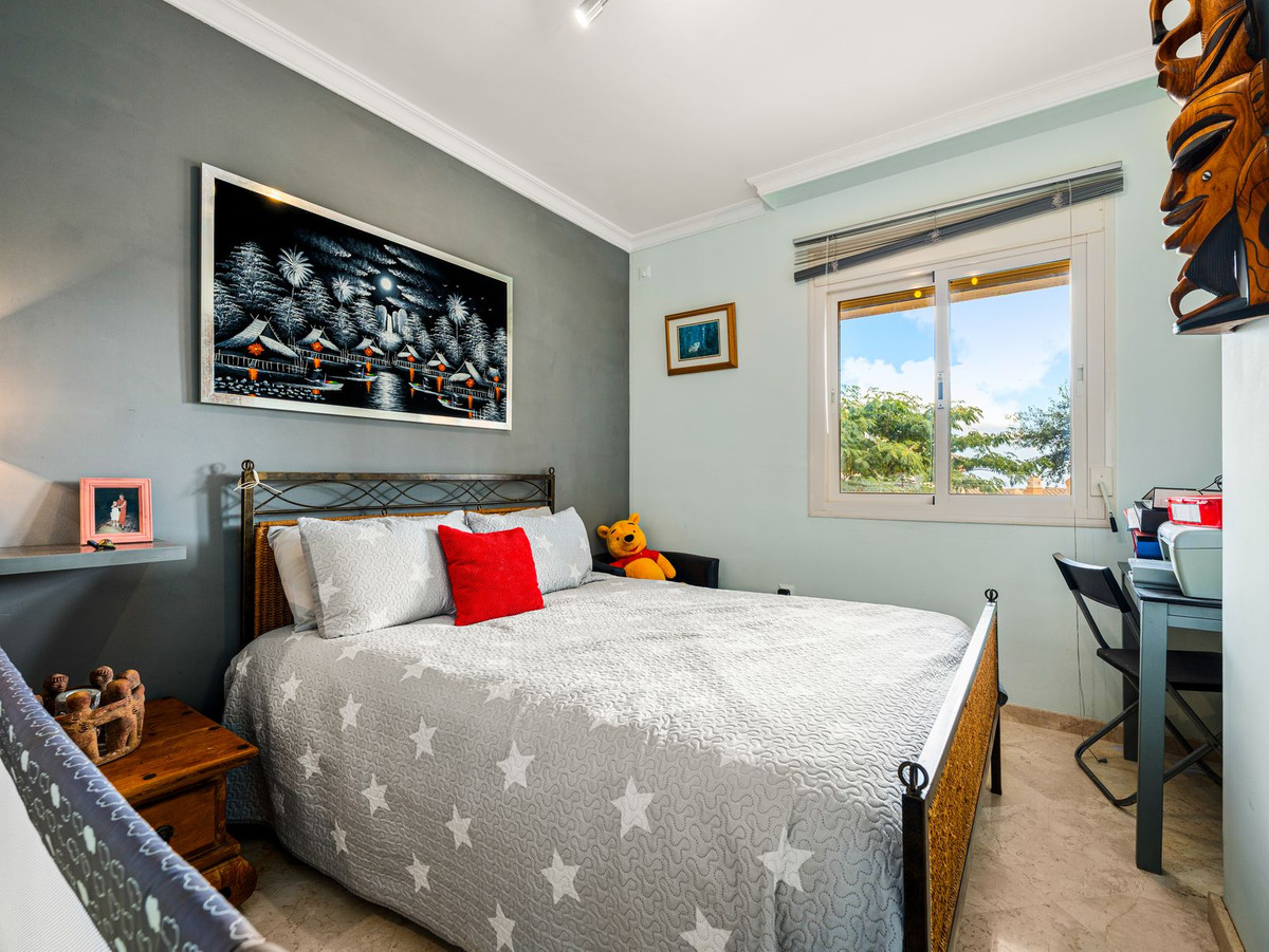 ec4c3d67075a421502100dc4094f6a29 - 21