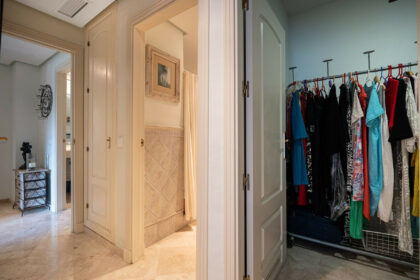 ec4c3d67075a421502100dc4094f6a29 - 25