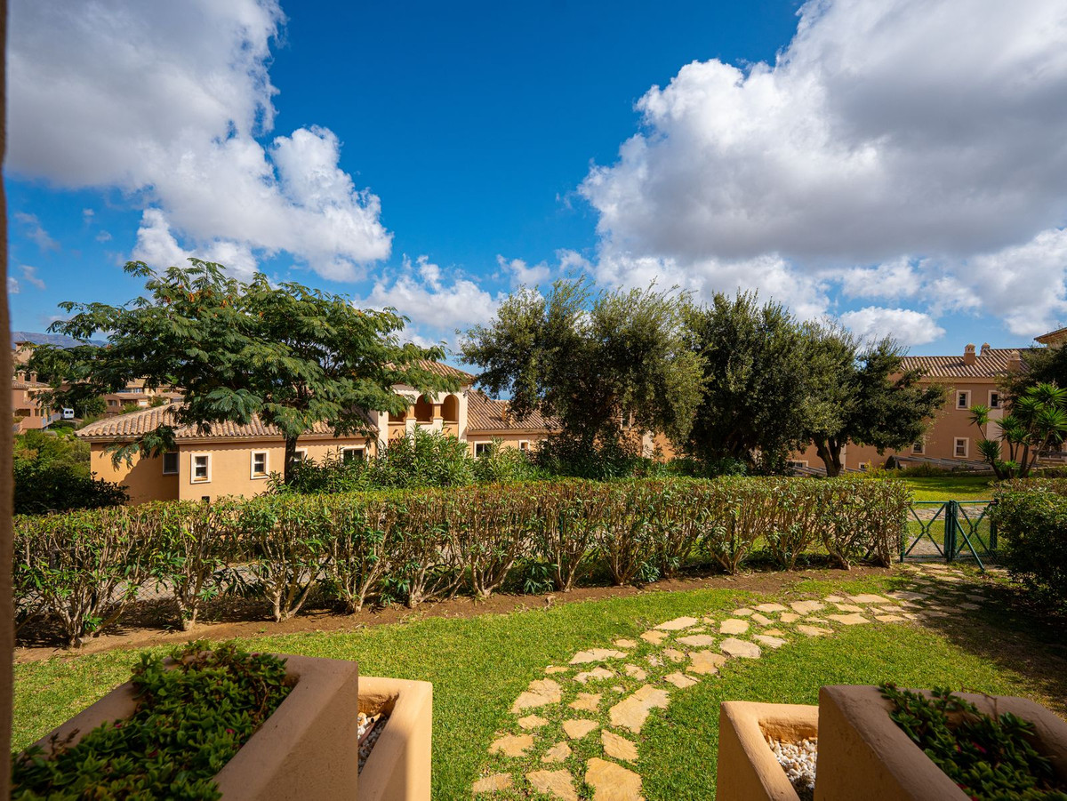 ec4c3d67075a421502100dc4094f6a29 - 27