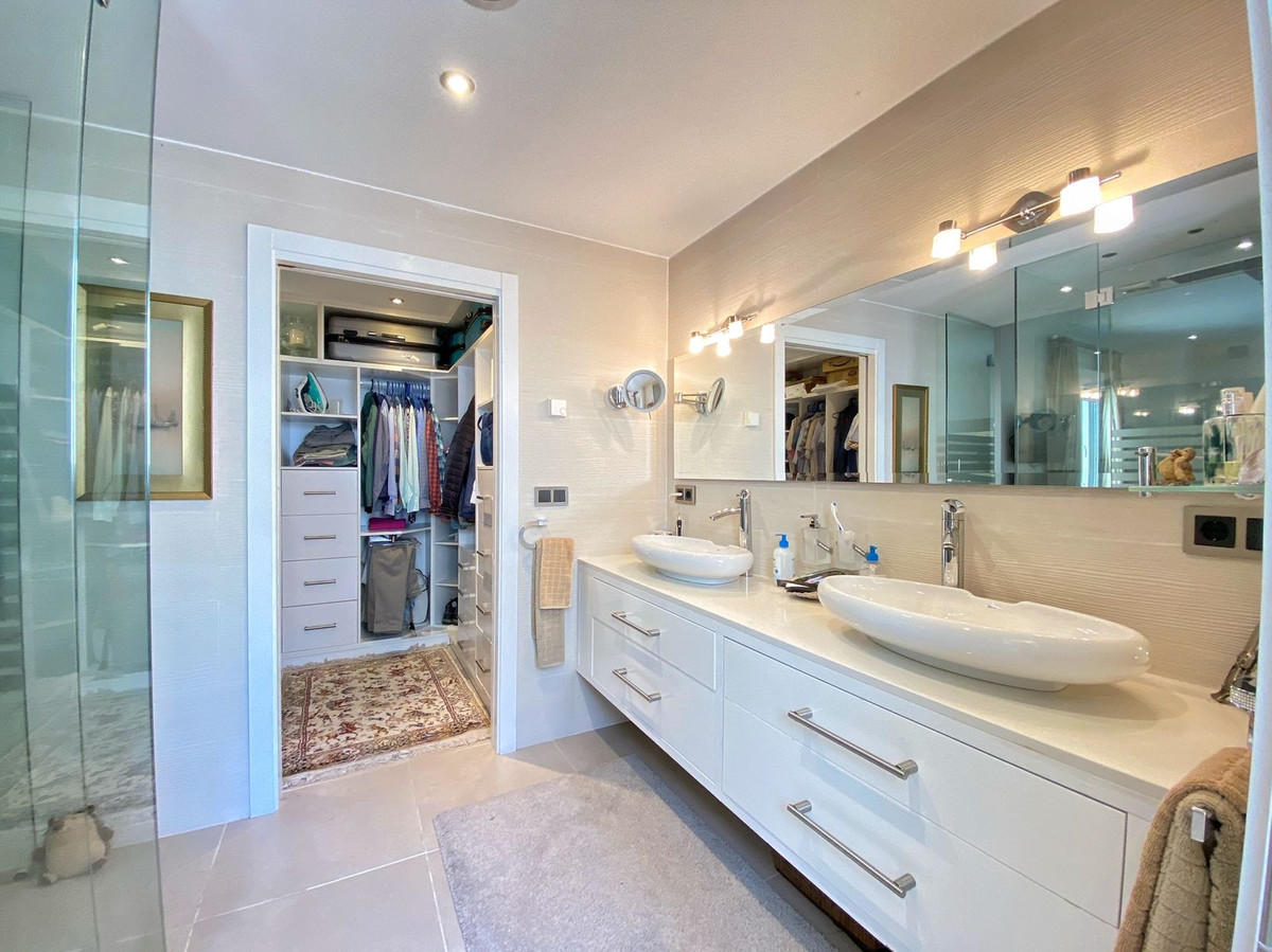 ec5c3e6c013a133fa1493730cacd9d0c - 41