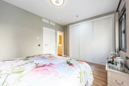 eccf4b3af1ccf3ef06dcc463d5f61eca - 13