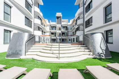 eccf4b3af1ccf3ef06dcc463d5f61eca - 30