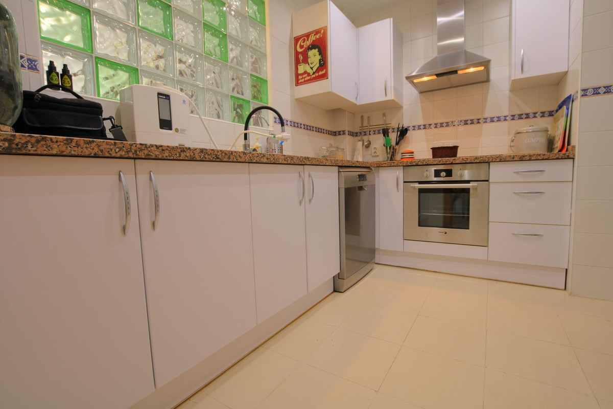 ed1fa97fa14b0065c622a5e25c5f2b28 - 13