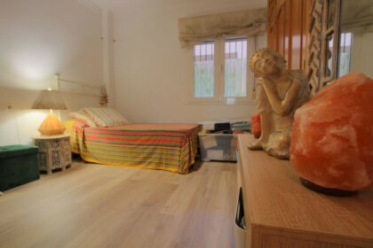 ed1fa97fa14b0065c622a5e25c5f2b28 - 18