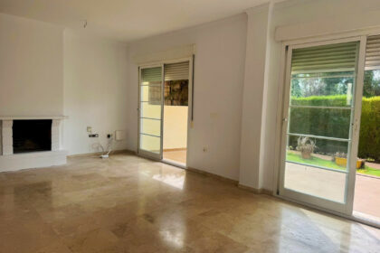 ed739c175384b64c04d12b72a2508c17 - 13